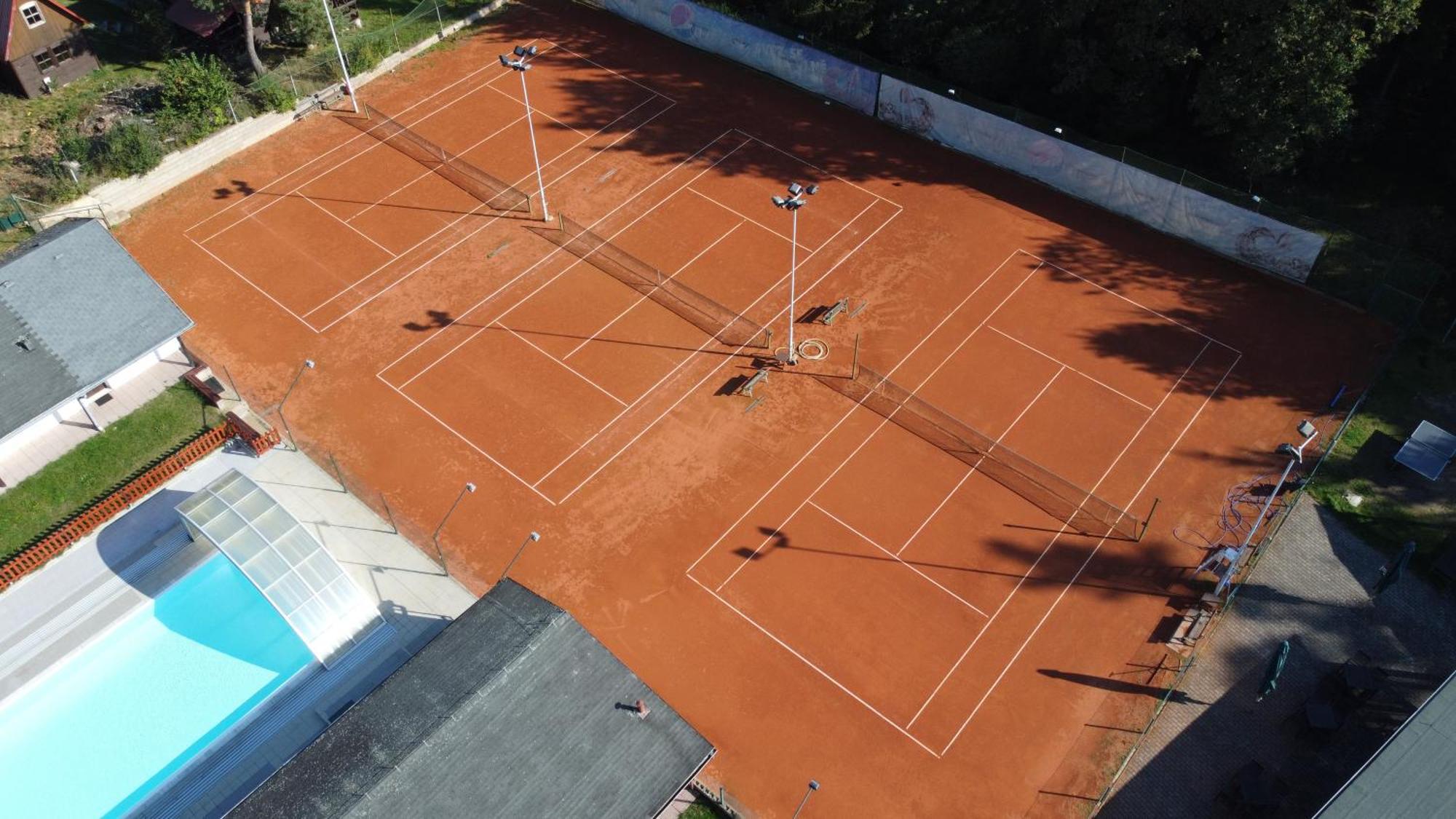 Kněžmost Raj Sportovni A Rekreacni Resort Branzez מראה חיצוני תמונה