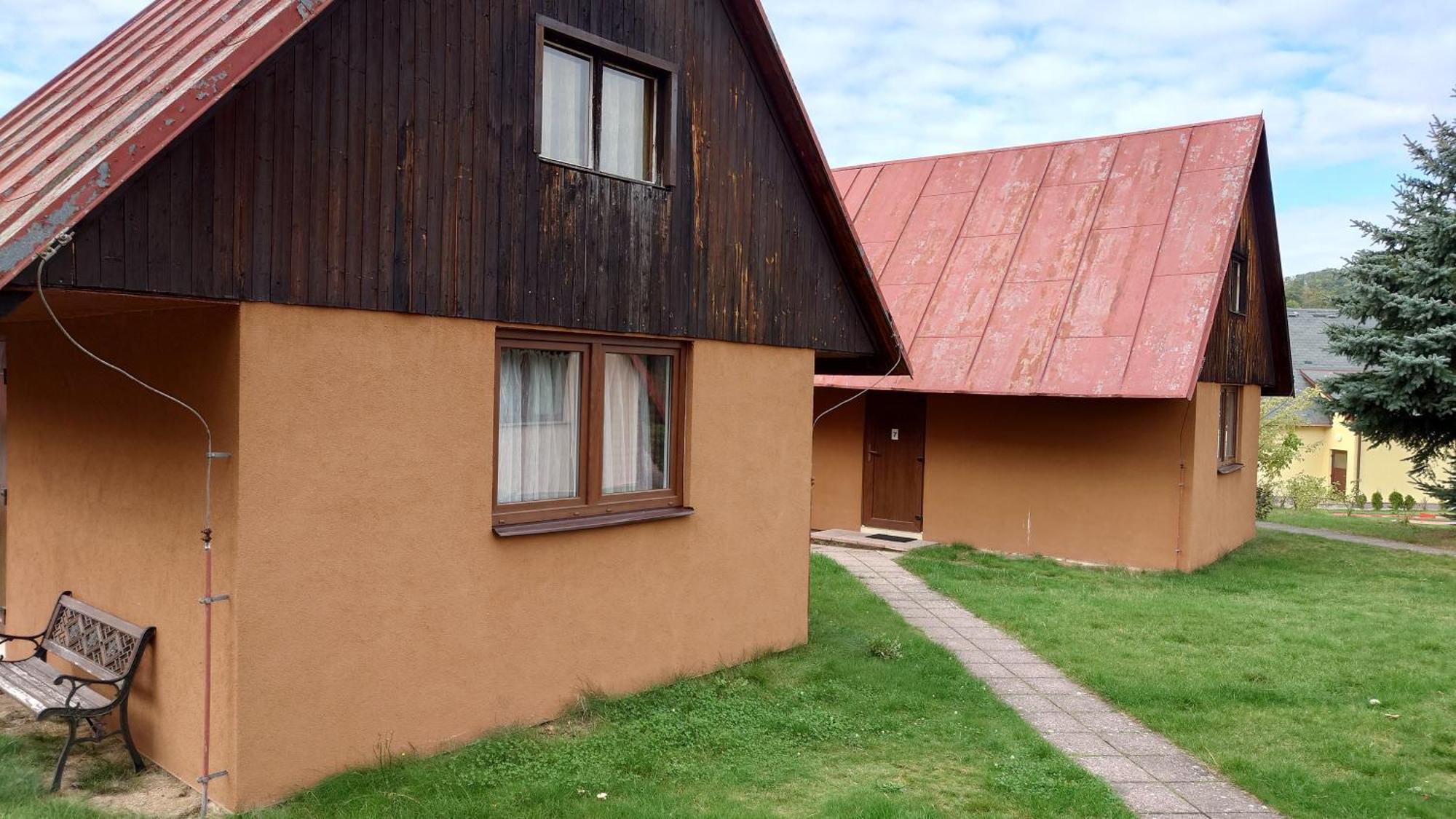 Kněžmost Raj Sportovni A Rekreacni Resort Branzez מראה חיצוני תמונה