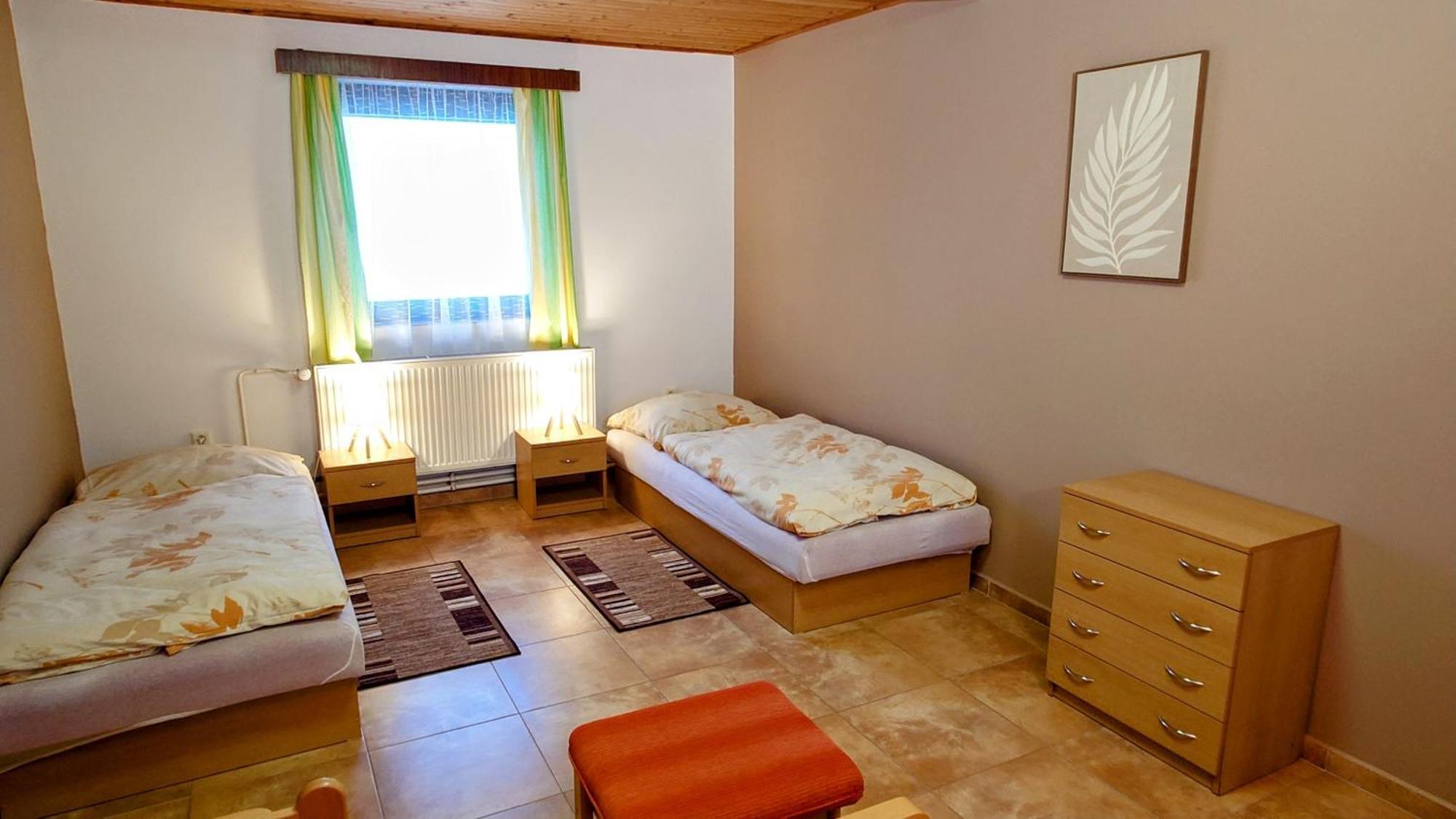 Kněžmost Raj Sportovni A Rekreacni Resort Branzez מראה חיצוני תמונה