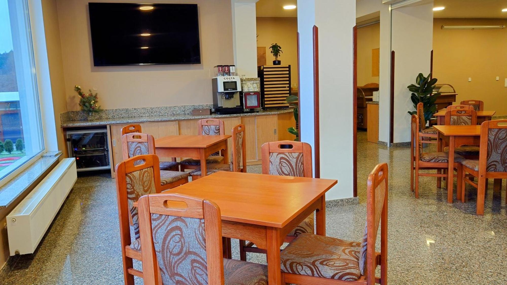 Kněžmost Raj Sportovni A Rekreacni Resort Branzez מראה חיצוני תמונה