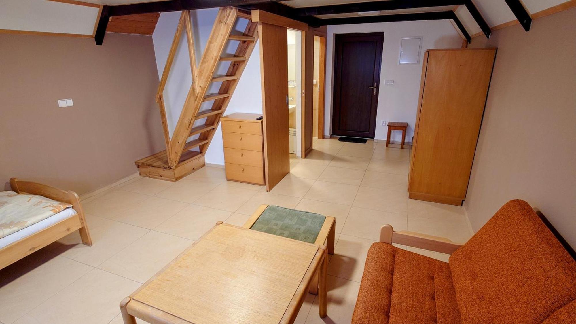 Kněžmost Raj Sportovni A Rekreacni Resort Branzez מראה חיצוני תמונה