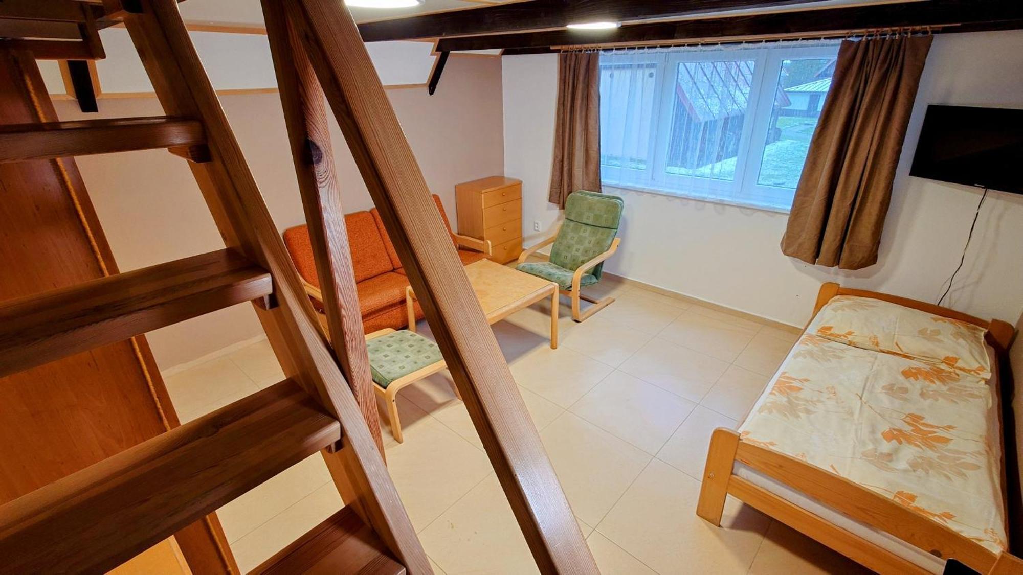 Kněžmost Raj Sportovni A Rekreacni Resort Branzez מראה חיצוני תמונה