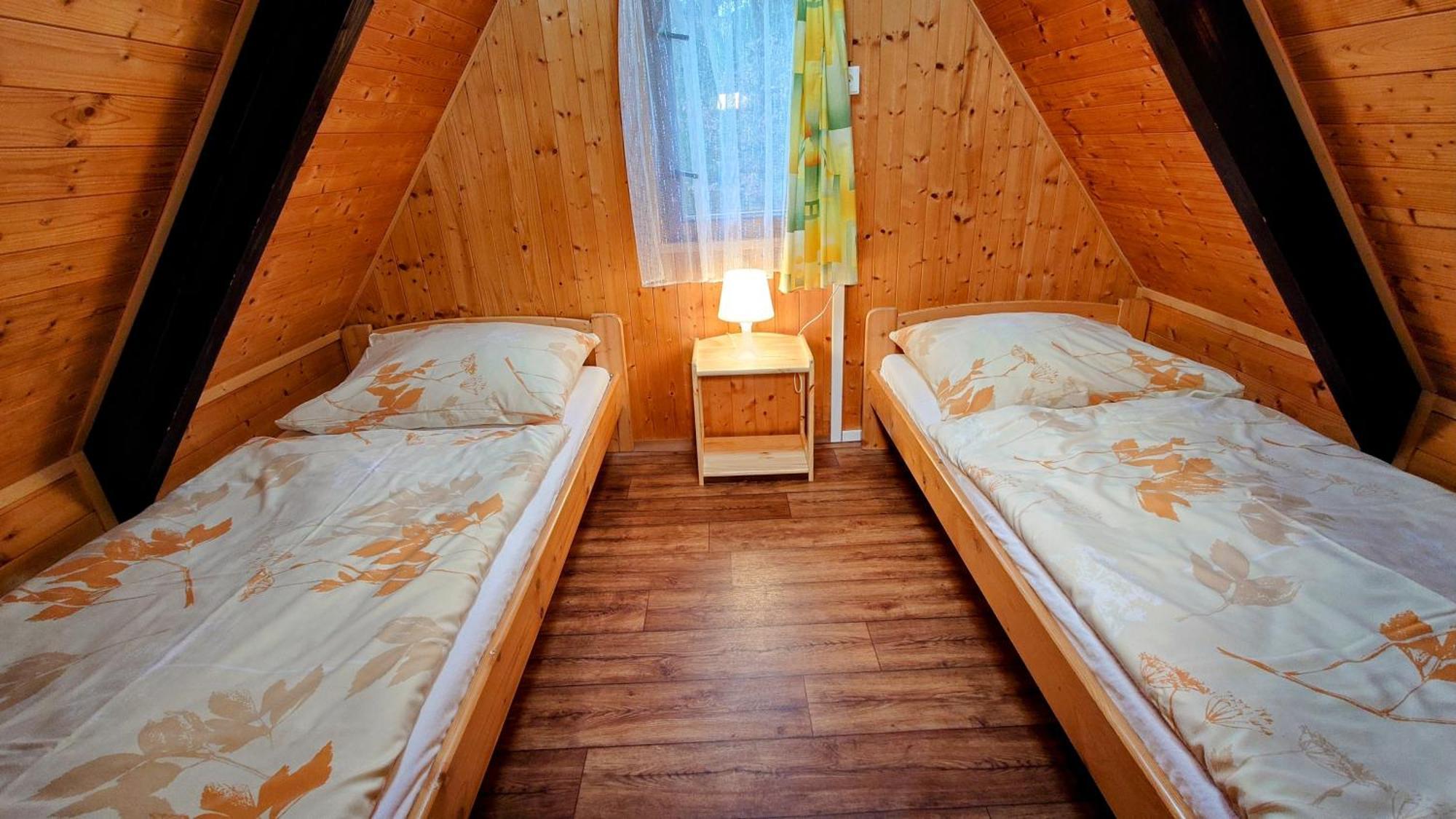 Kněžmost Raj Sportovni A Rekreacni Resort Branzez מראה חיצוני תמונה