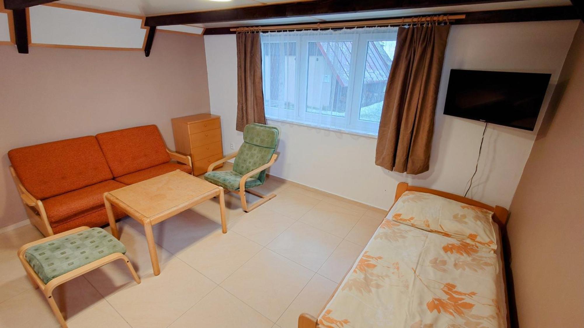 Kněžmost Raj Sportovni A Rekreacni Resort Branzez מראה חיצוני תמונה