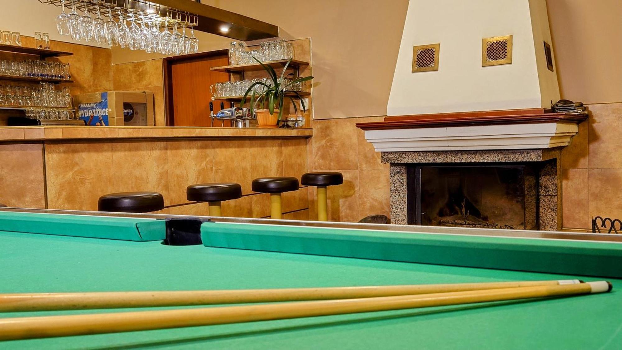 Kněžmost Raj Sportovni A Rekreacni Resort Branzez מראה חיצוני תמונה