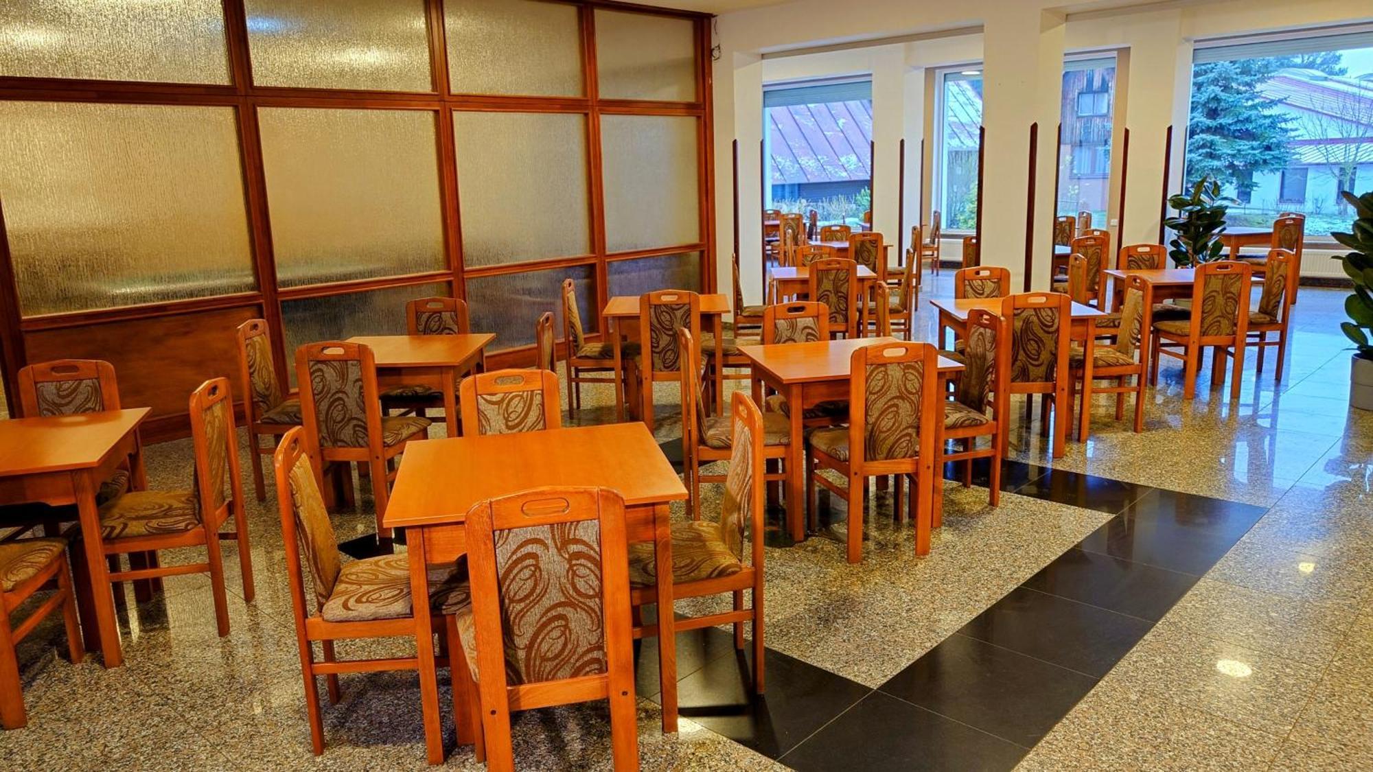 Kněžmost Raj Sportovni A Rekreacni Resort Branzez מראה חיצוני תמונה